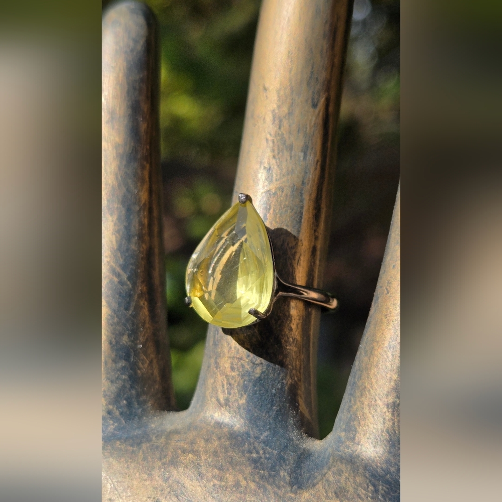 Yellow Quartz Natural HUGE 15K Sterling & Rhodium Ring Sz8 - Picture 4 of 9